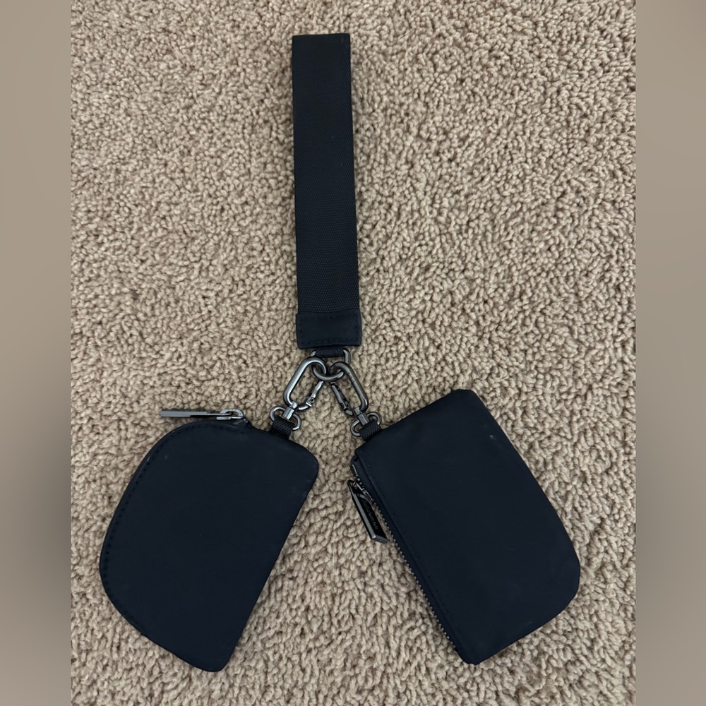 Lululemon black dial pouch - Picture 2 of 5